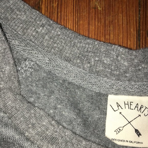 Top - Picture 2 of 3